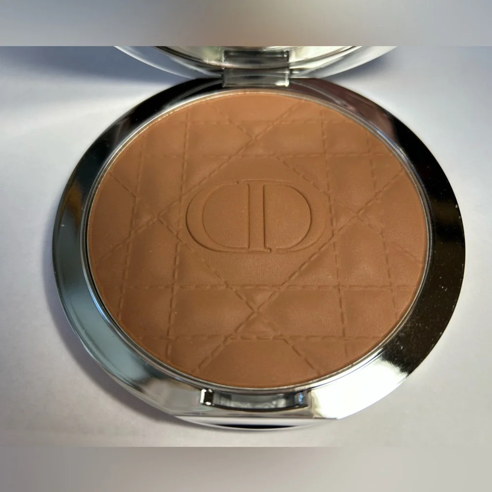 NWT🌷(#30) Dior Forever Nude Jumbo Bronzer in Medium to Deep Skin